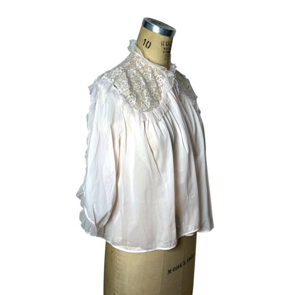 1950s/60s pink bed jacket with lace yoke front and back by Rogers Size M - Picture 2 of 9
